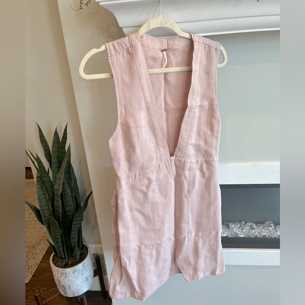 Free People Linen Dress Size Medium Light Pink Great Condition Only Worn Once!
